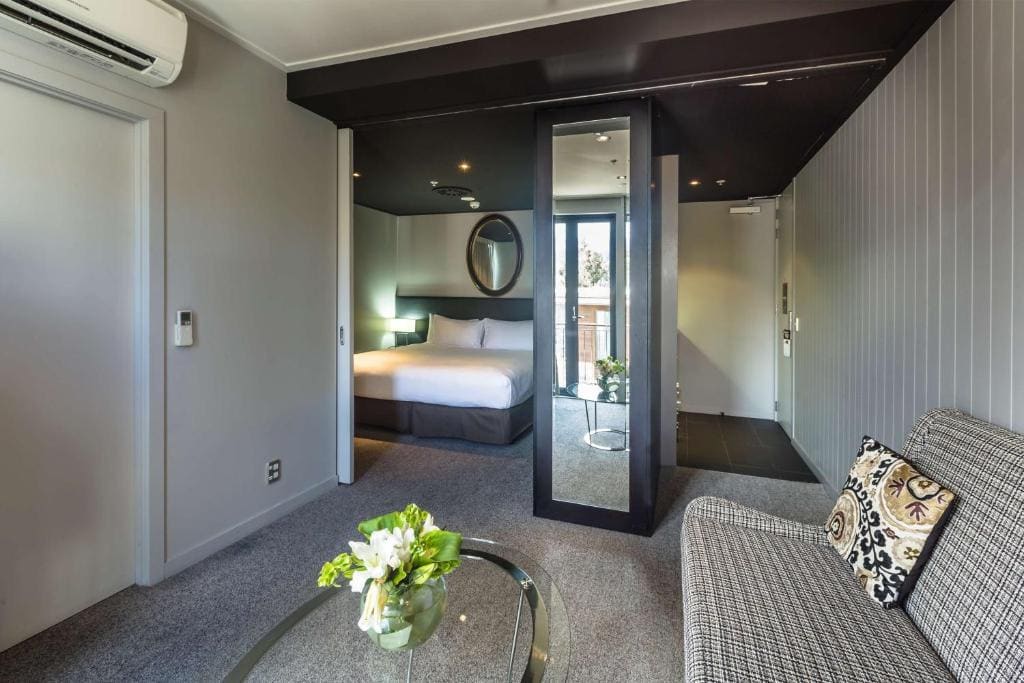 King Room with Kitchenette room - Image 1