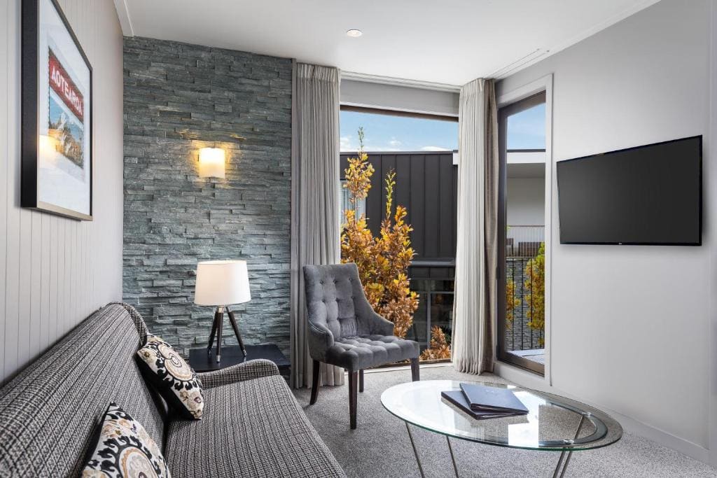 King Room with Kitchenette room - Image 3