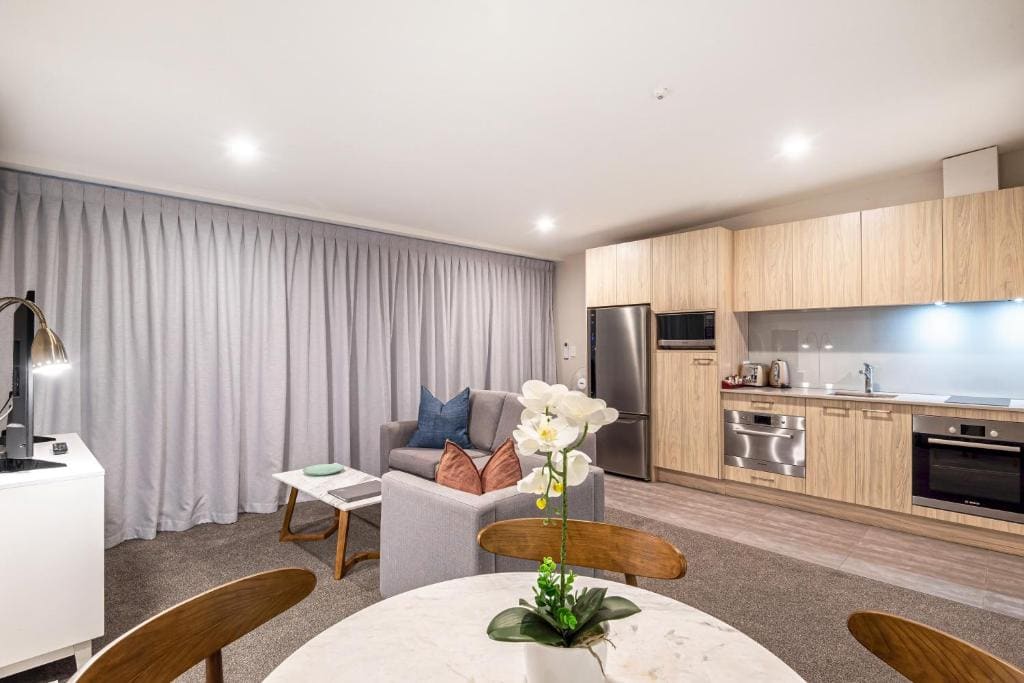 AIRCON Super King Superior Apartment room - Image 3