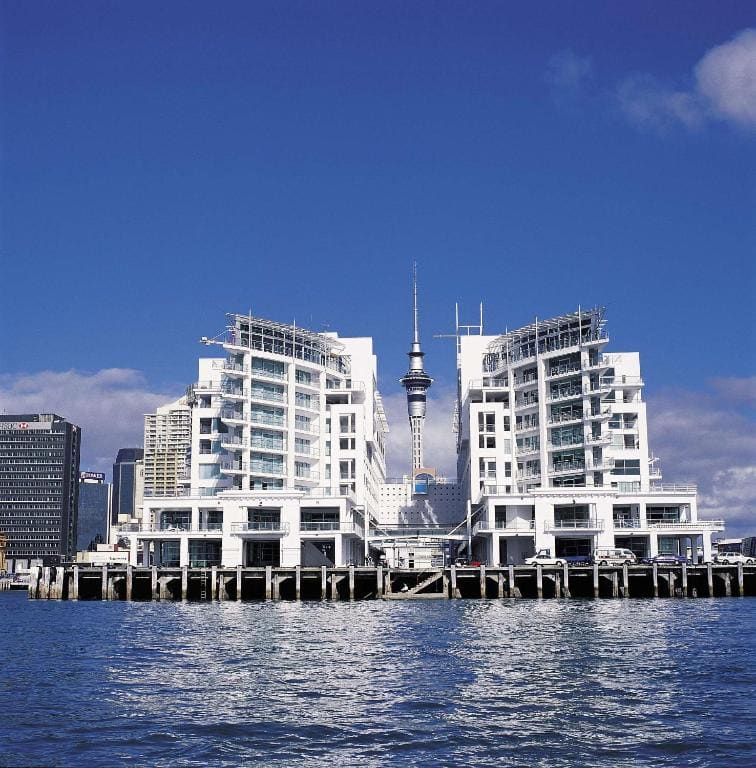 Deluxe King Room with Harbour View room - Image 1