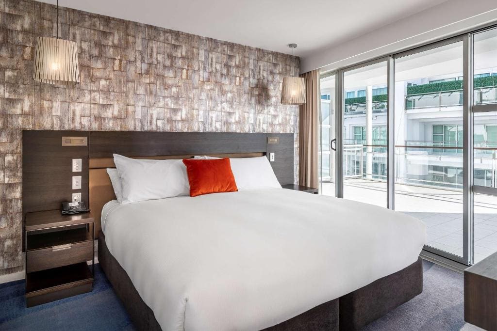 King Suite with Balcony room - Image 1