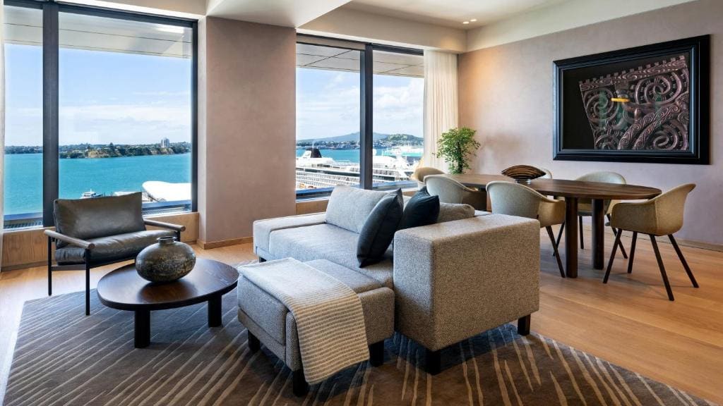 One-Bedroom Suite with Harbor View - Club Lounge Access room - Image 1
