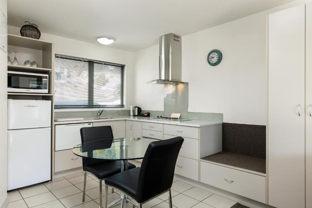 Deluxe Apartment with Spa room - Image 2