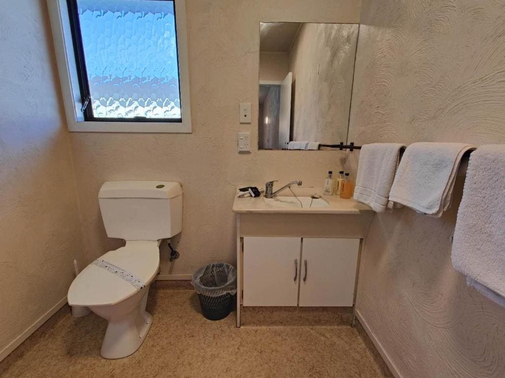 Queen Studio room - Image 3
