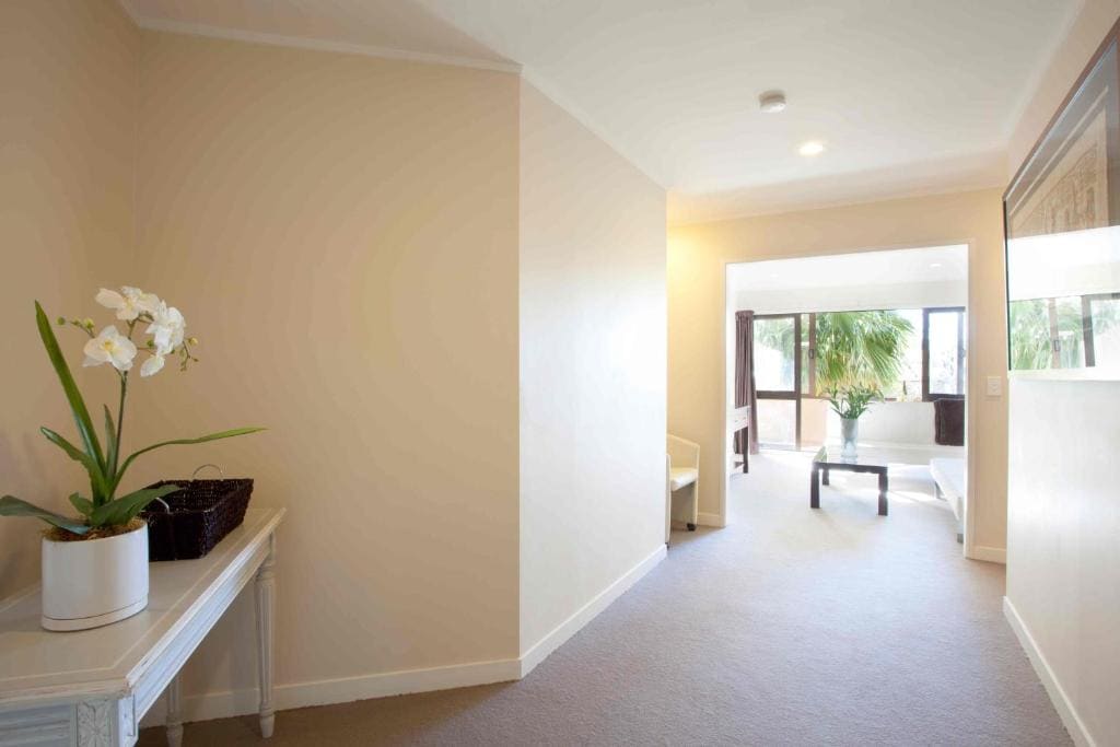 Executive Queen Room with Two Queen Beds room - Image 3