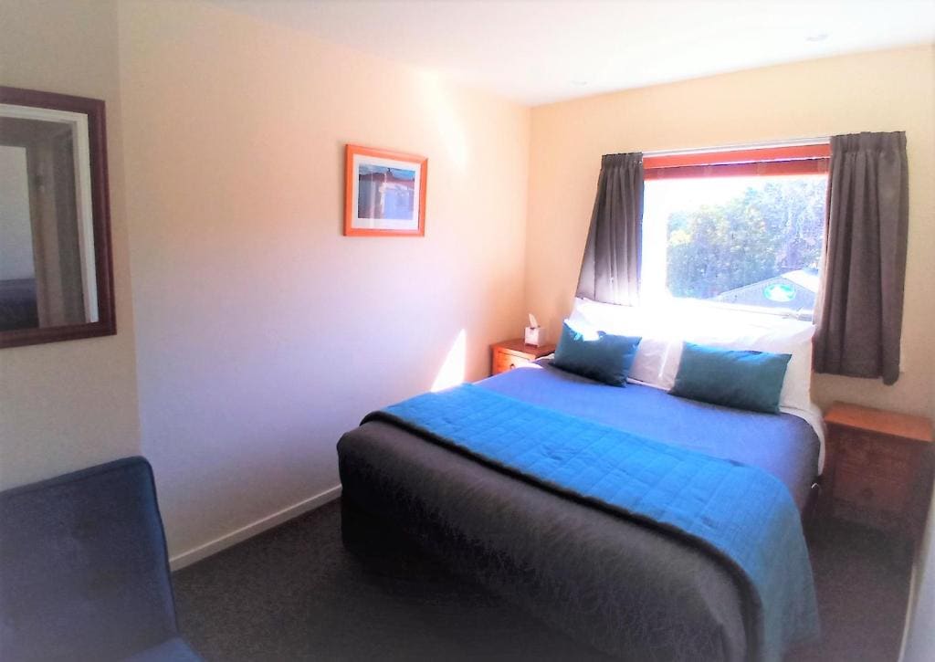 Apartment with Balcony room - Image 3