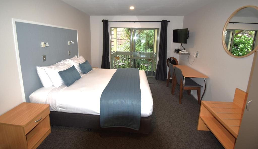 King Room with Balcony room - Image 1