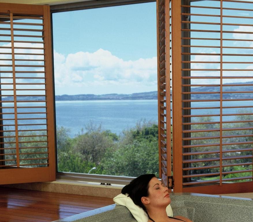 Three-Bedroom Royal Suite room - Image 3