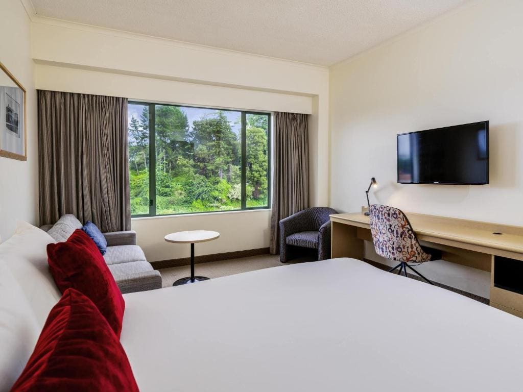 Superior King Room room - Image 3
