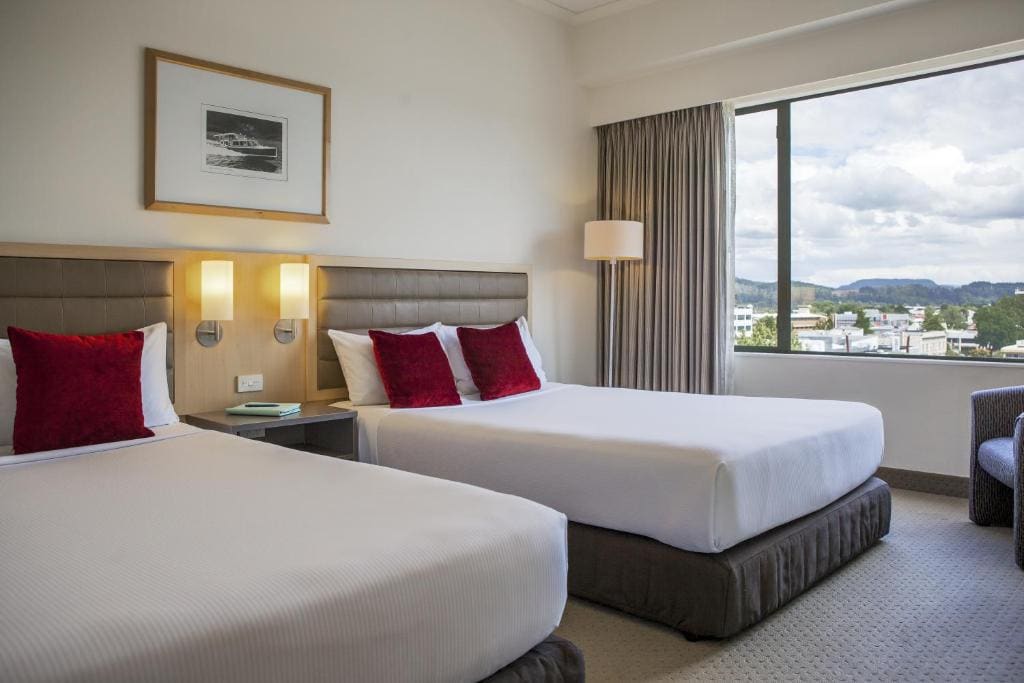 Superior Twin Room with Two Double Beds room - Image 2