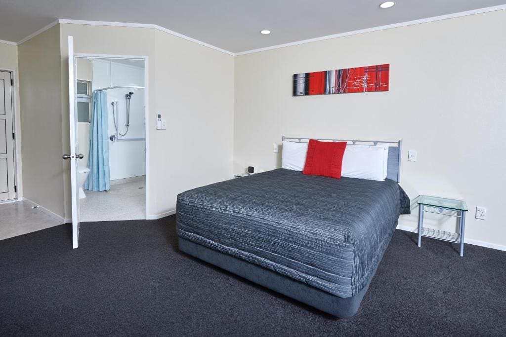 Studio - Disability Access room - Image 2