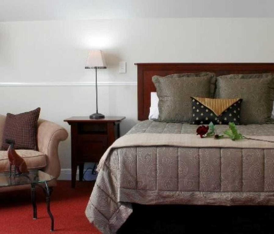Suite with Balcony room - Image 3