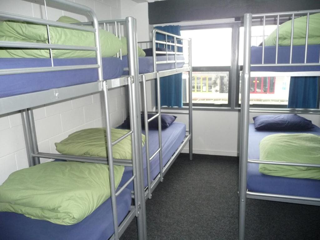 Bed in 6-Bed Mixed Dormitory Room room - Image 3