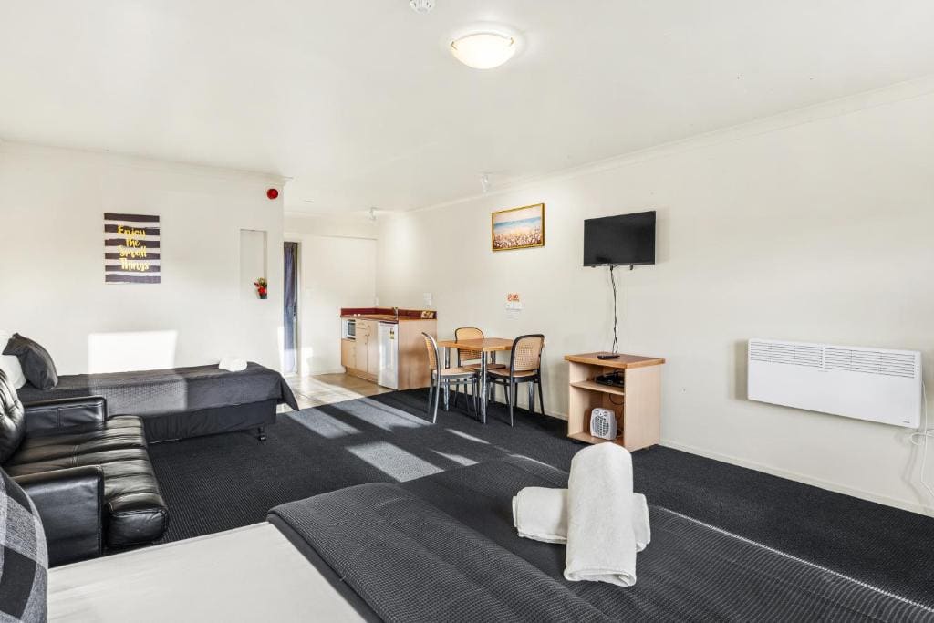 Studio room - Image 1