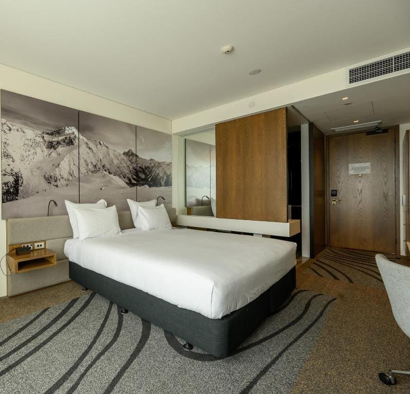 Superior King Room room - Image 3