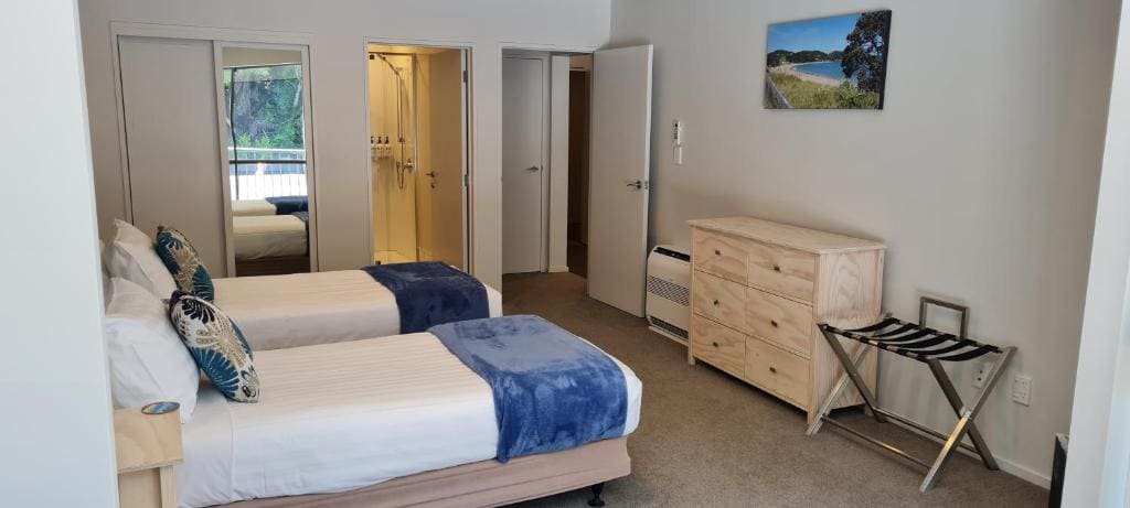 Two-Bedroom Appartment room - Image 1