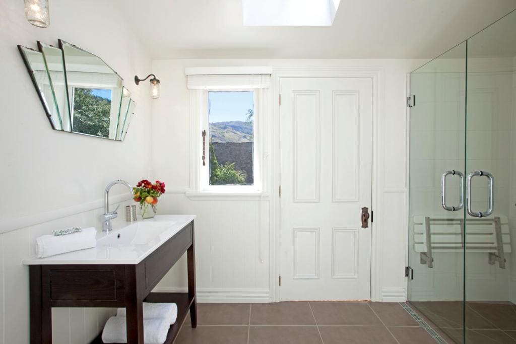Standard Twin Room room - Image 2