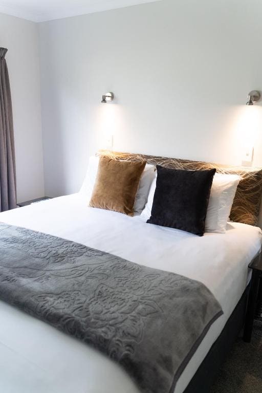 Two-Bedroom Family Apartment room - Image 2