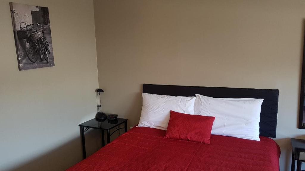 Double or Twin Studio room - Image 3