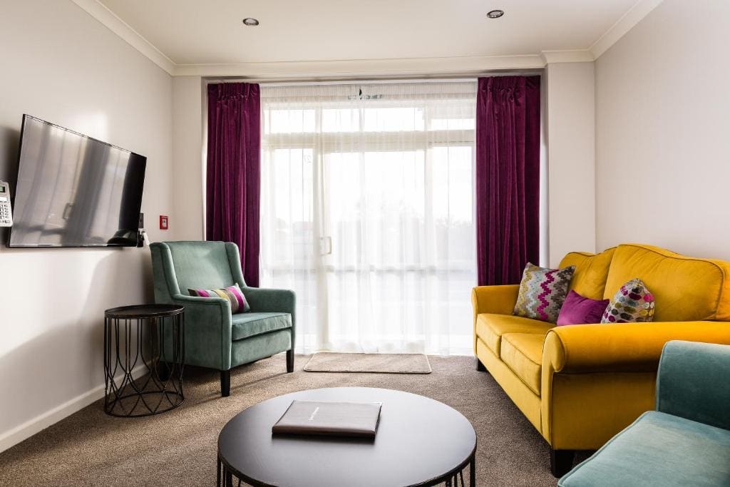 Standard King Room room - Image 2