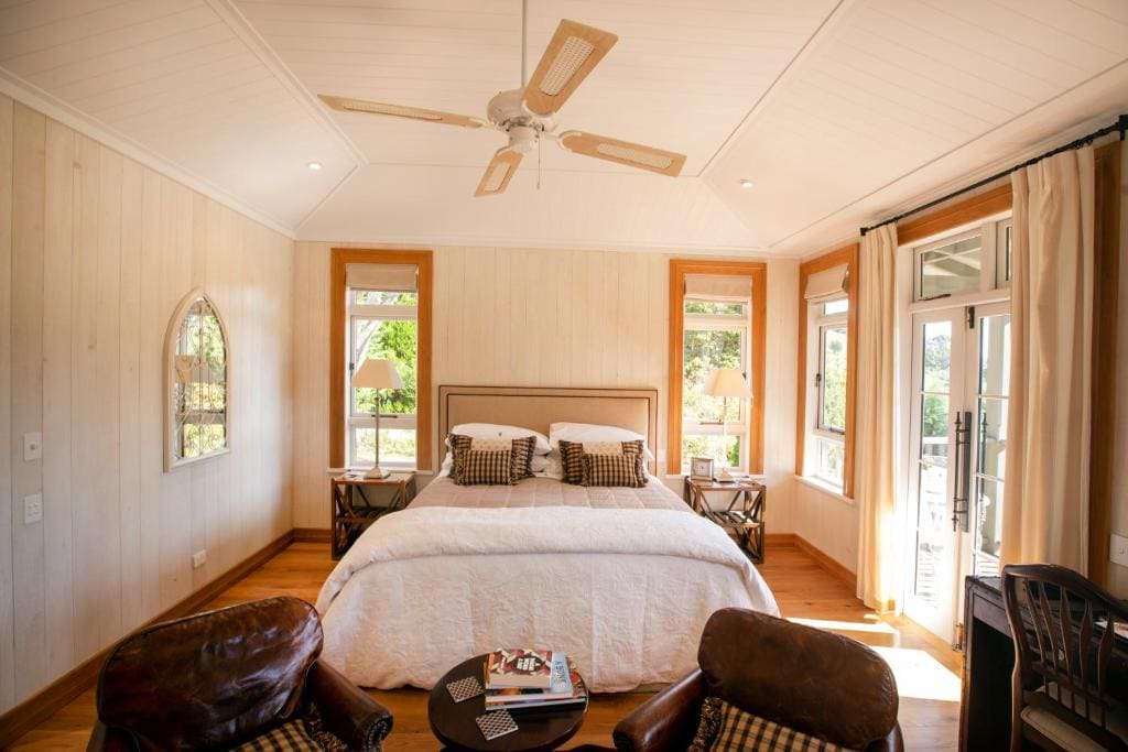 Junior Suite with Balcony room - Image 2