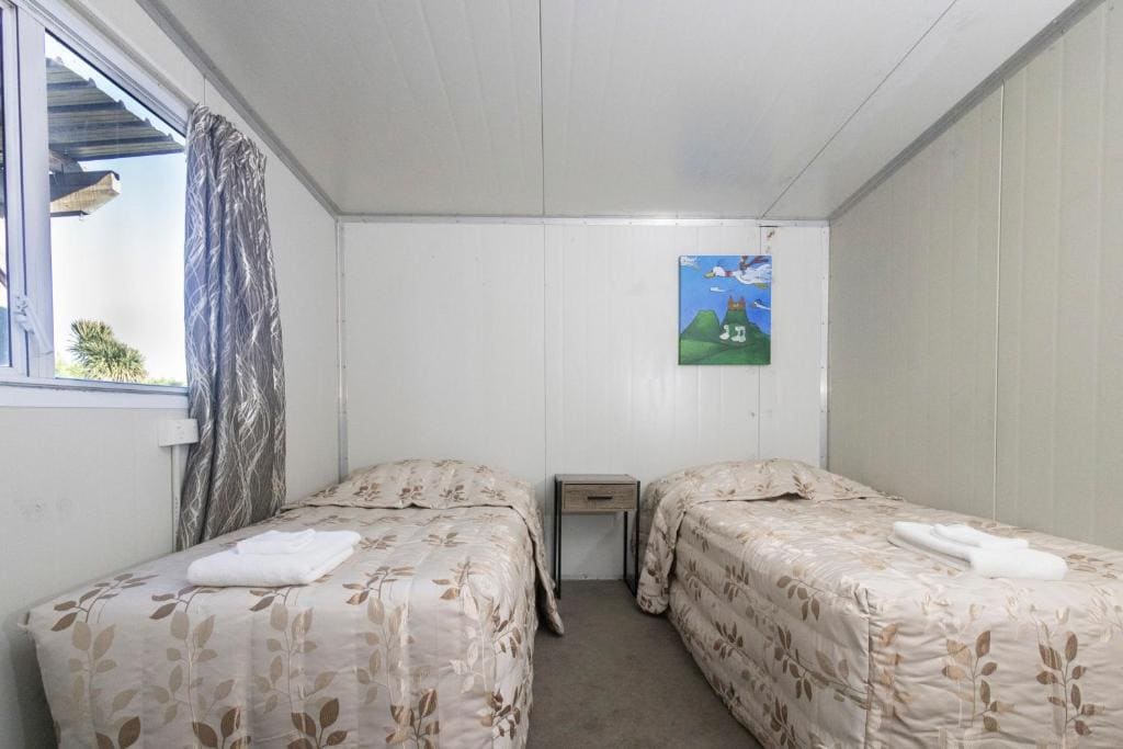 Two Bedrooms Unit room - Image 2