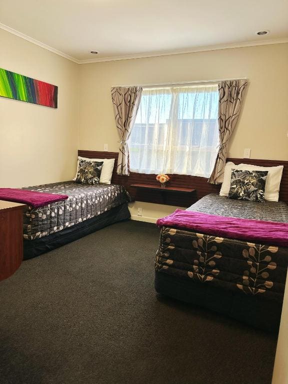 Superior Family Apartment - 4 room - Image 3