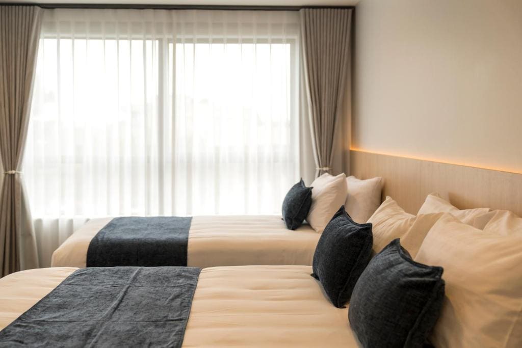 Superior Deluxe Double or Twin Room room - Image 1