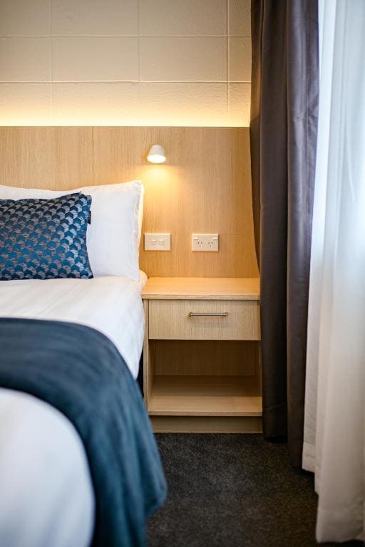 One-Bedroom Apartment room - Image 2