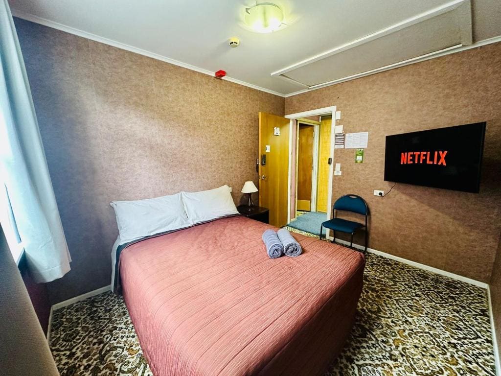 Budget Double Room room - Image 2