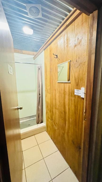 Budget Triple Room room - Image 3