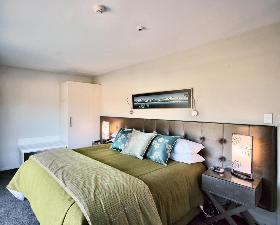 Suite room - Image 1