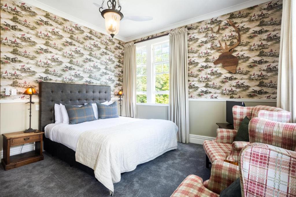 Hunter Suite room - Image 3