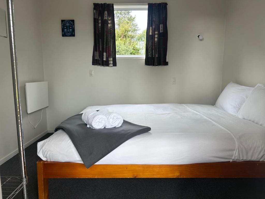 Queen Studio room - Image 2