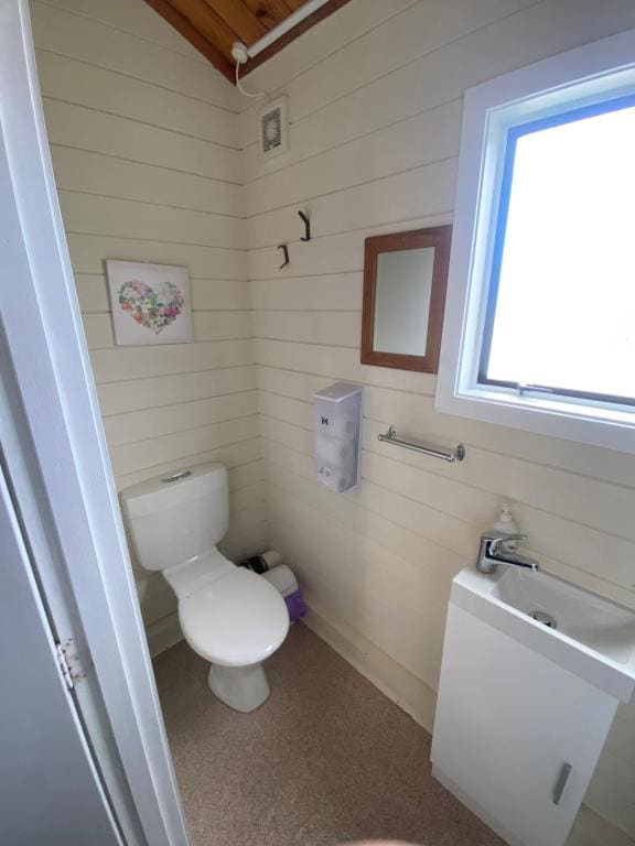 Double Room with Private Bathroom room - Image 1