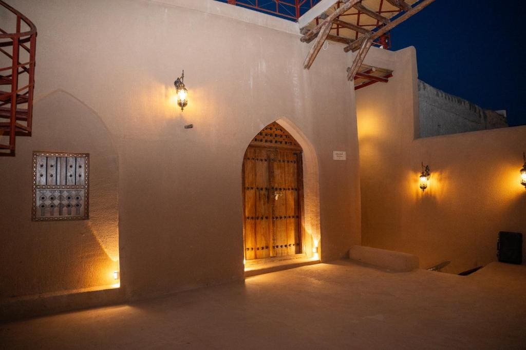 King Suite with Balcony room - Image 3