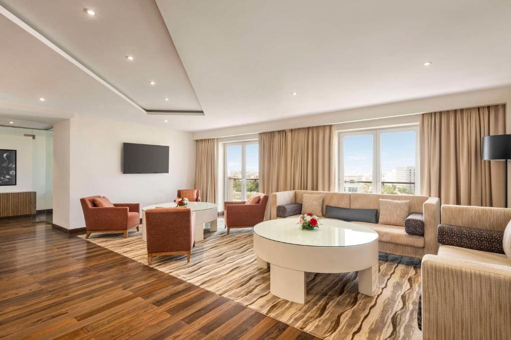 Executive Room with Lounge Access room - Image 3