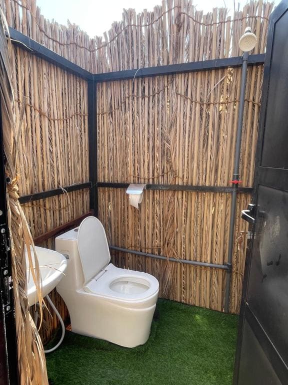 Double Room with Private Bathroom room - Image 3