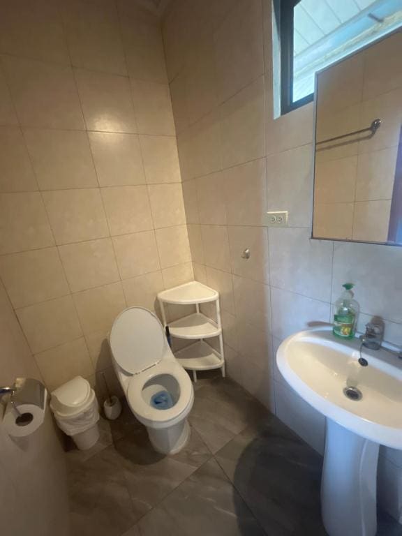 Twin Room with Private Bathroom room - Image 2