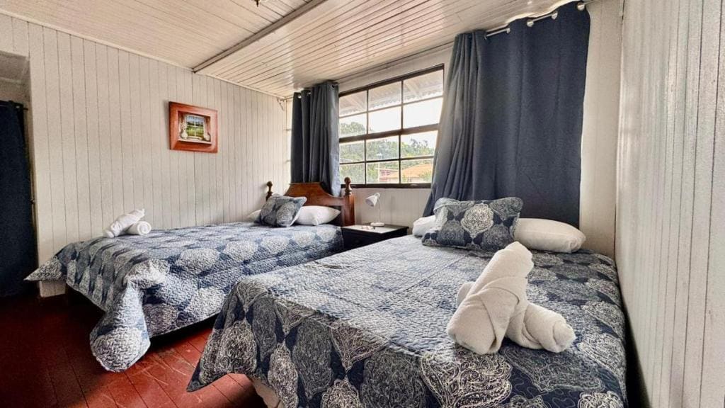 Queen Room with Two Queen Beds room - Image 1