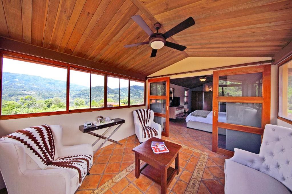 Suite room - Image 3