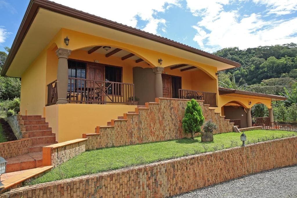 Deluxe Cottage room - Image 3