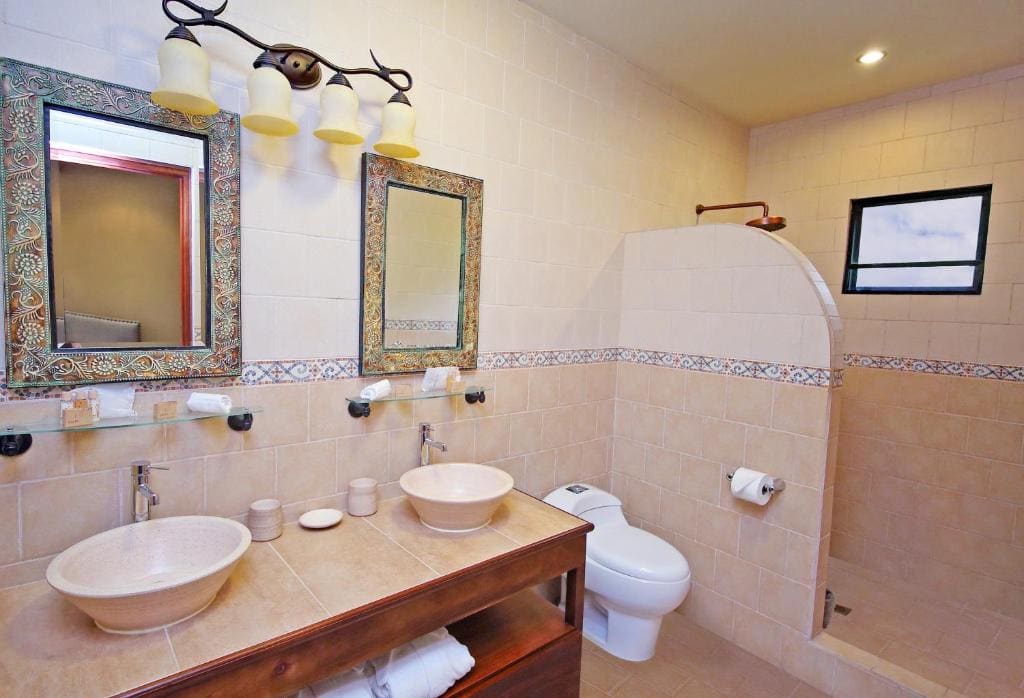 Deluxe Cottage room - Image 2