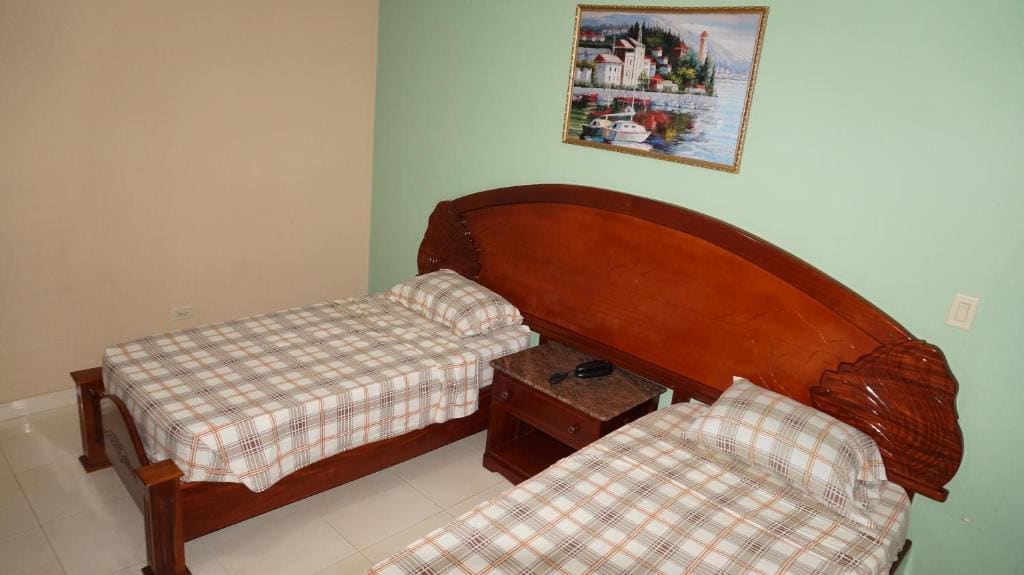 Twin Room room - Image 1