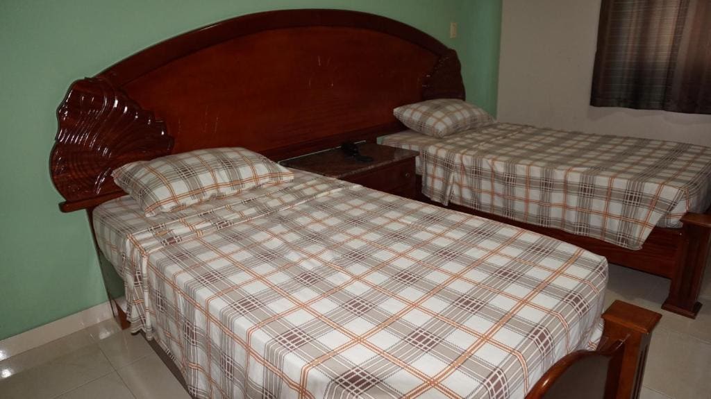 Twin Room room - Image 2