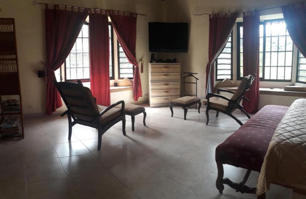 Double Room with Private Bathroom room - Image 3