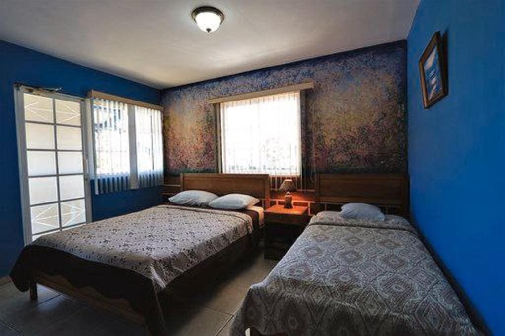 Triple Room with Balcony room - Image 1
