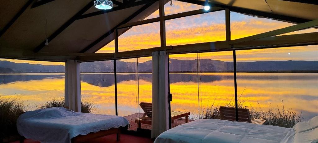 Suite with Lake View room - Image 1