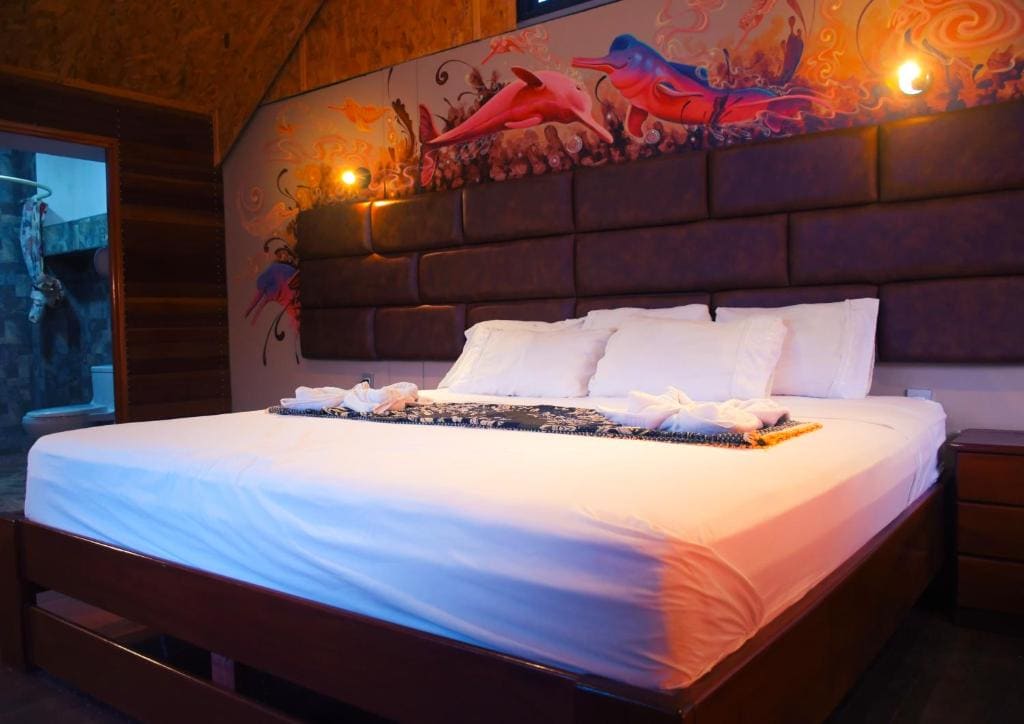 Bungalow room - Image 2