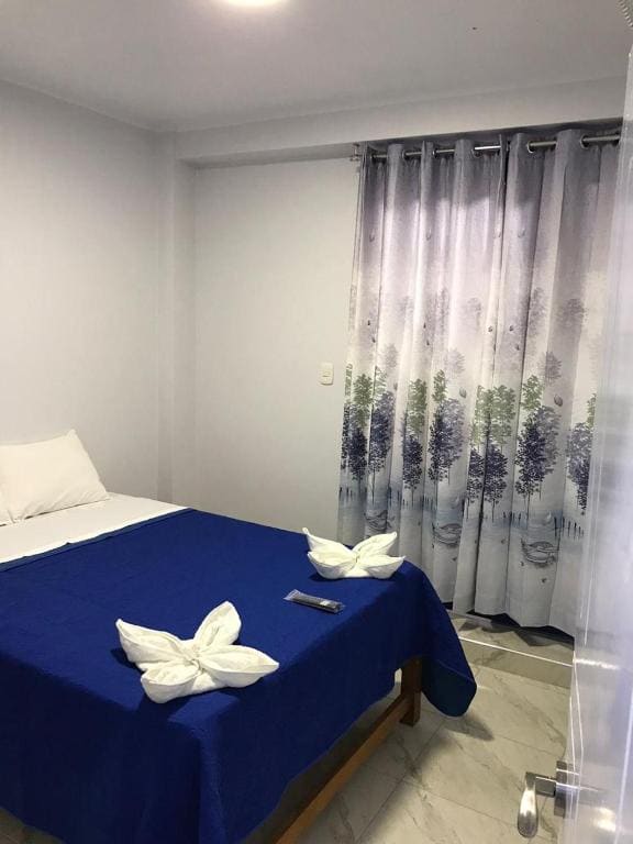Double Room with Balcony room - Image 3